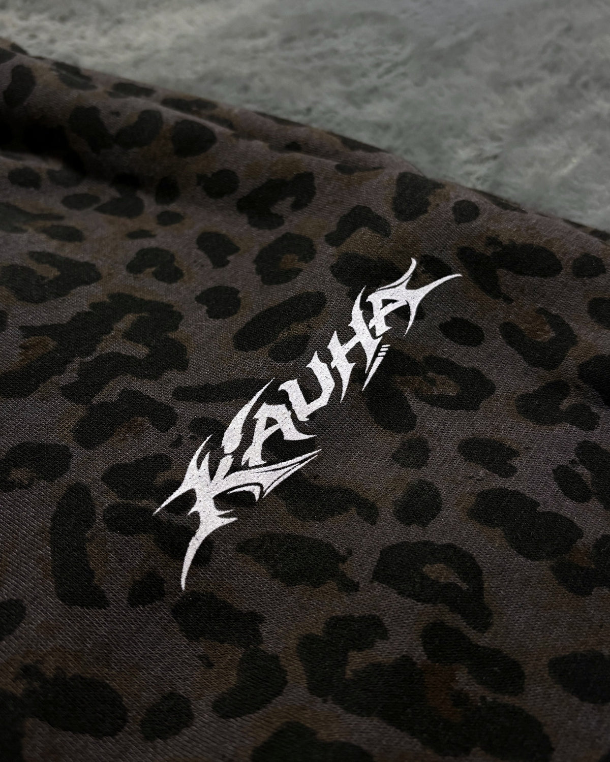 KAUHA Leopard Tracksuit – Black
